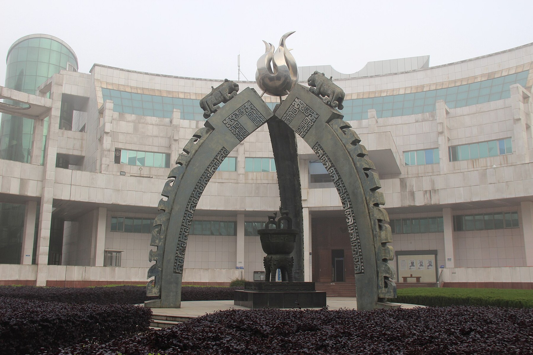 江西省博物馆建筑、展厅与馆藏